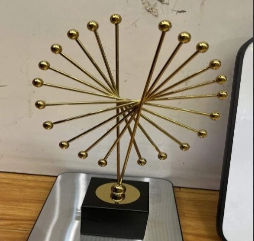 Escultura Mesa Metal 27cm Nd089 Banana Toys