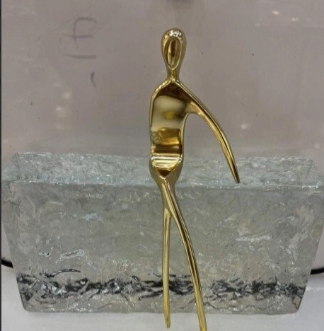 Escultura Homem Sentado Cristal 17cm Nd106 Banana Toys