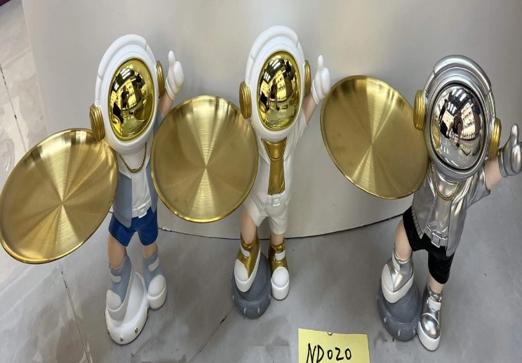 Escultura Astronauta Bandeja Resina 26cm Nd020 Banana Toys