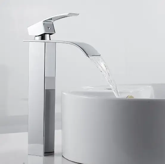 Torneira Banheiro Monocomando Cascata Bica Alta Cromado