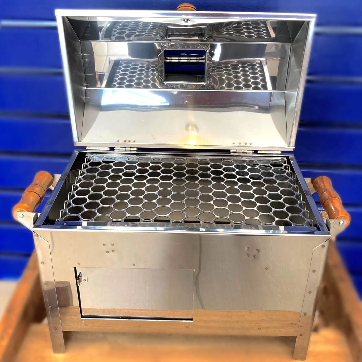 Churrasqueira Carvão Com Tampa Portátil Inox Brighente Pif25