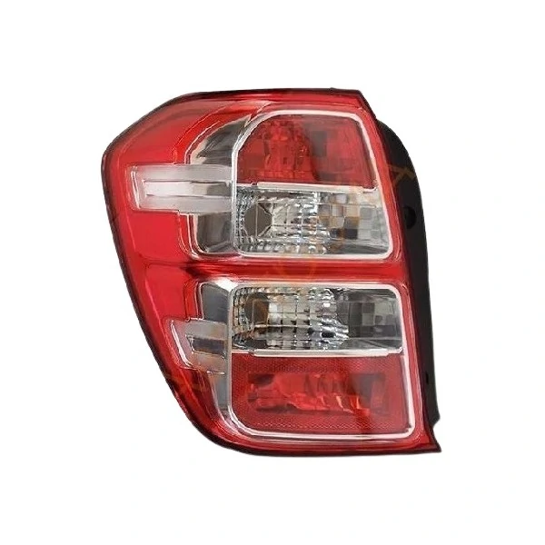 Lanterna Traseira CHEVROLET - GM COBALT Lado Esquerdo Carcaça Vermelha Cromada - FABRICIO MG30062L