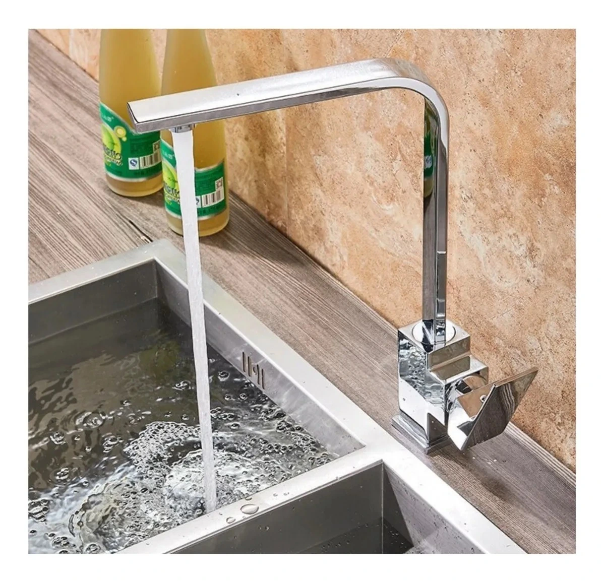 Torneira Para Cozinha E Banheiros Pratica Funcional Corpo Giratório Cromada
