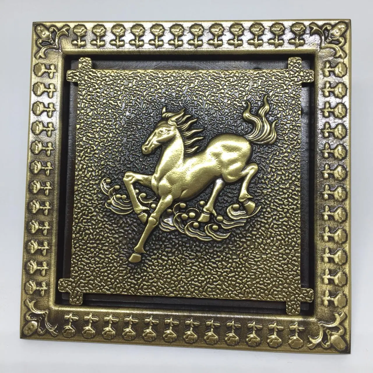 Ralo Vintage Retrô Quadrado Cavalo Bronze Antigo 12x12 RR22B