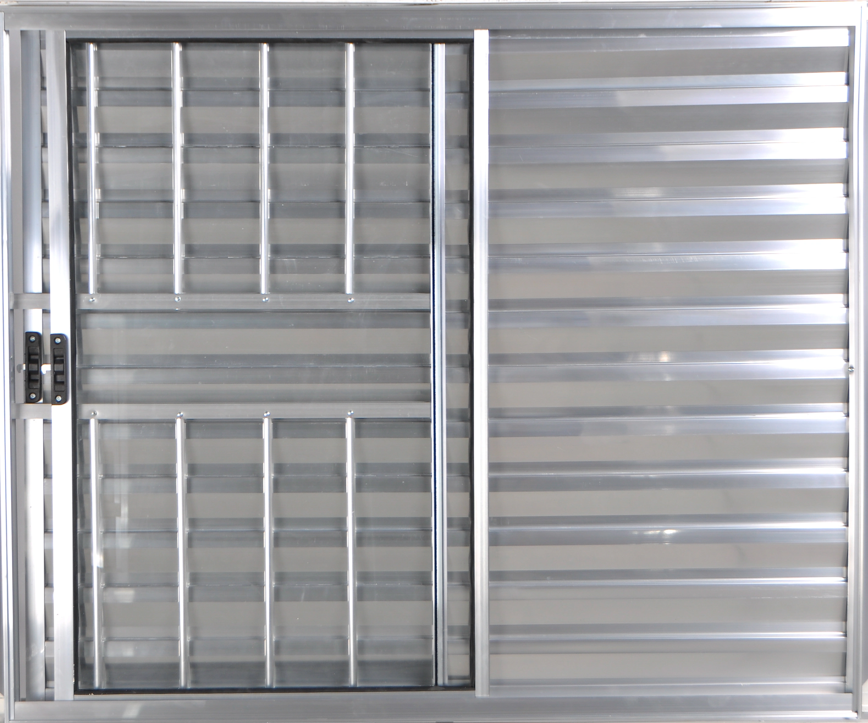 Janela Veneziana De Alumínio 3 Folhas 1,20 X 1,50 Com Grade Cor Brilhante Linha All Modular
