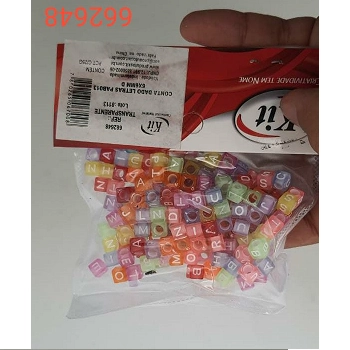 Conta Dado Transparente Letras Brancas 6mm 25g