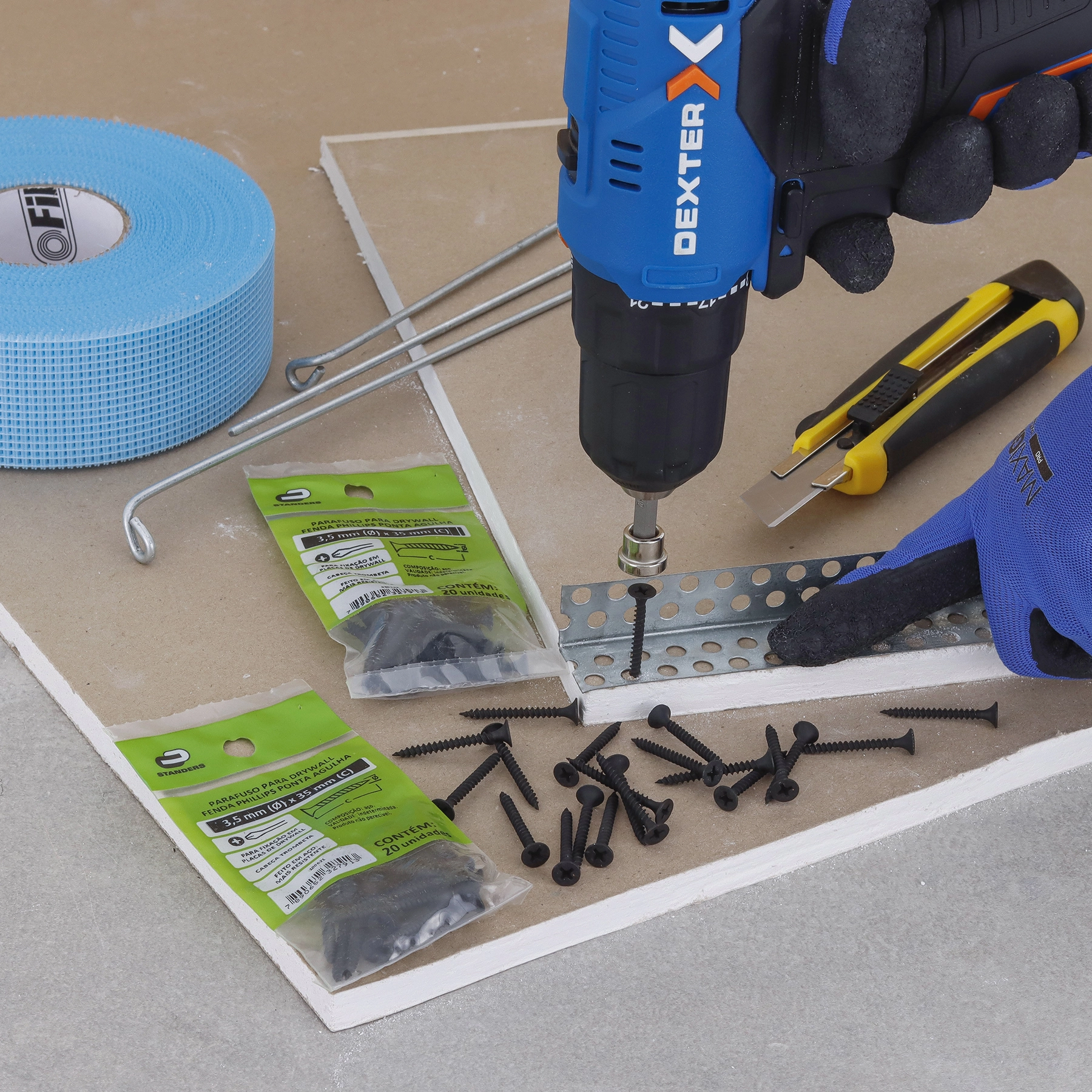 Parafuso de Aço para Drywall 3,5x35mm Agulha Trombeta Fenda 20 peças