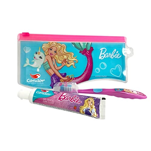 Kit Escova Macia Gel Dental Infantil Com Flúor Morango Barbie Condor 50g Grátis Capa Protetora Neces