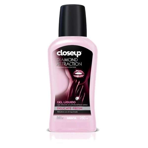 Close Up Diamond Attraction Delicate Fresh