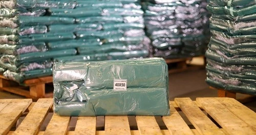 Sacola Plástica Reciclada Reforçada 40x50 Verde - 1 Kg