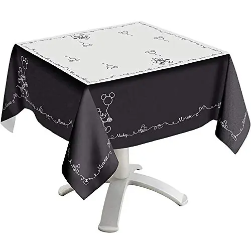 Toalha De Mesa Mickey E Minnie Chef Quadrada 140x140cm Lepper