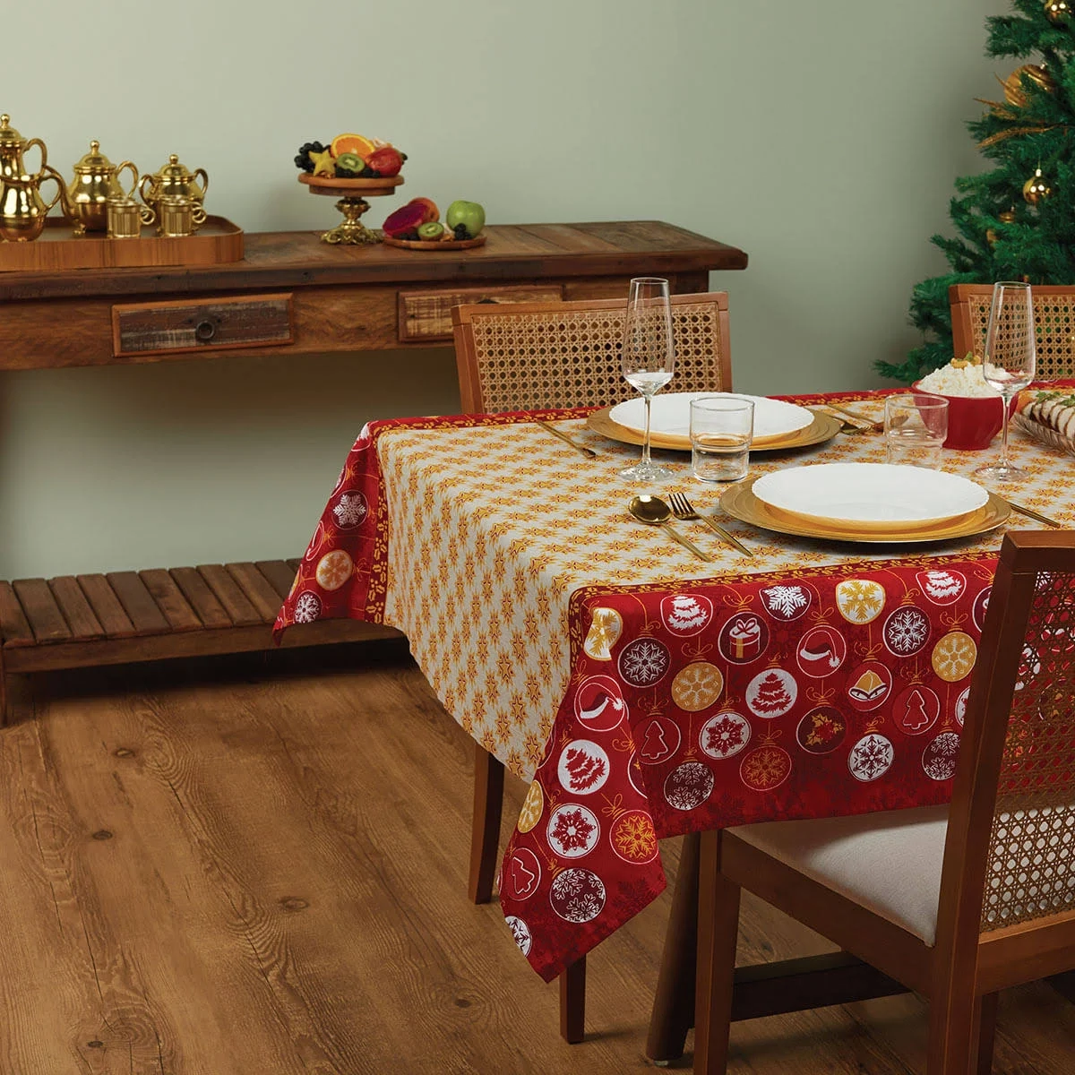 Toalha De Mesa Pop Quadrada Estampada 4 Lugares Natal 1,40 M X 1,40 M Com 1 Peca 7891354348879