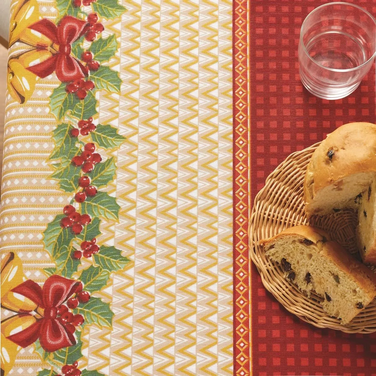 Toalha De Mesa Pop Quadrada Estampada 4 Lugares Natal 1,40 M X 1,40 M Com 1 Peca 7891354348985