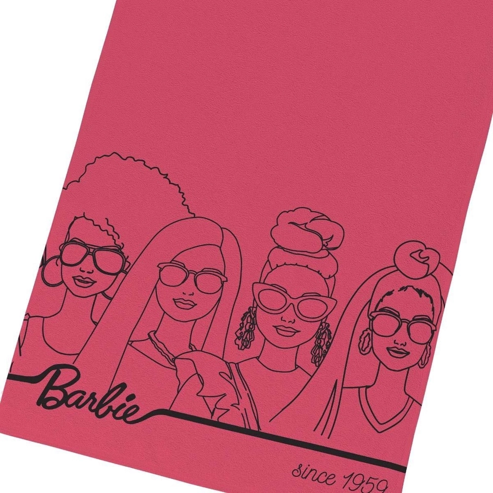 Toalha Felpuda De Banho Estampada Barbie 70 Cm X 1,35 M Com 1 Peca S/ Emb. 7891354355730