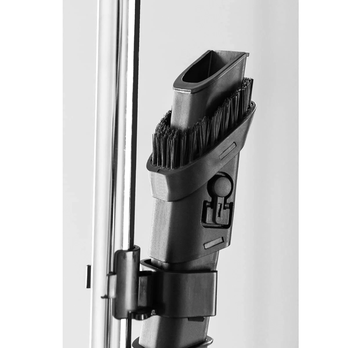 Aspirador de Pó Portátil e Vertical PHILCO Preto e Laranja Ciclone Force PAS06- 1250W - 220V