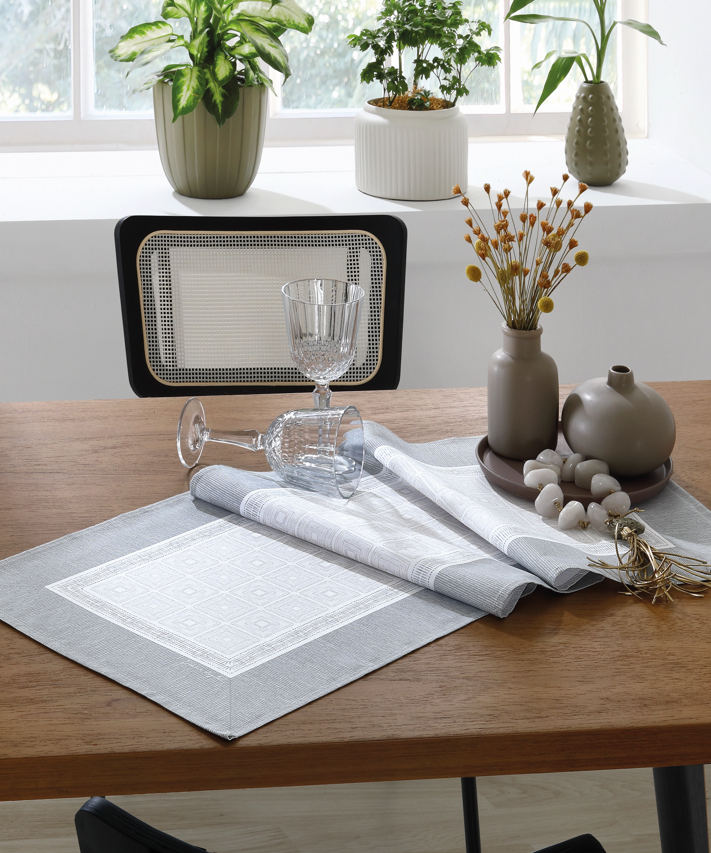 Trilho De Mesa Dohler Clean Renova Alicia 37cm X1,00m