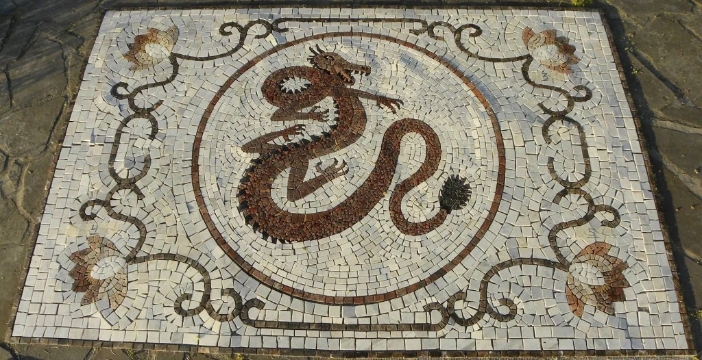 Piso Em Mosaico Dragão Chinês I - 150x200cm