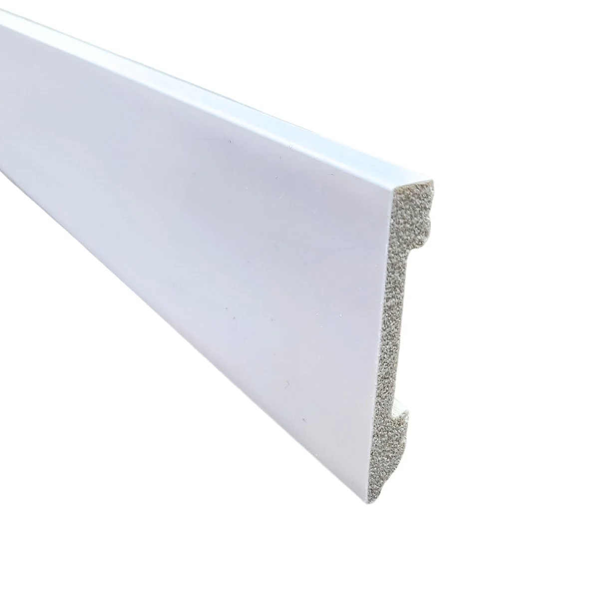 Rodape Poliestireno Liso 10x1x200 Branco - Passa Fio