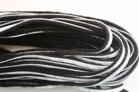 Veda Fresta Fita Escovinha Normal De Vedação Porta Janela Preta 5x5mm 10mts