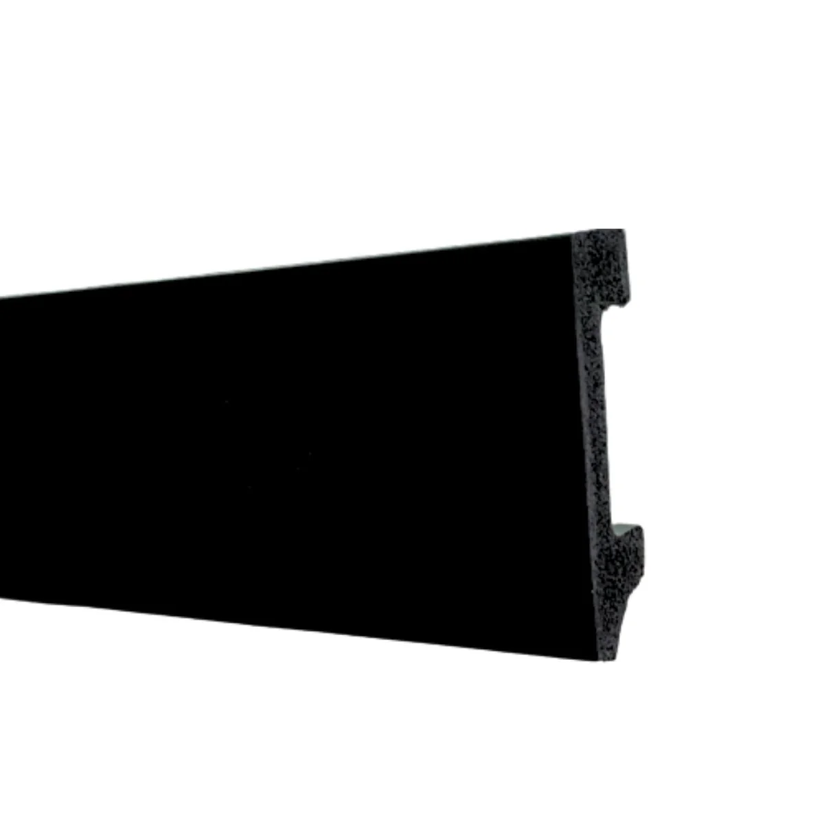 Rodape Poliestireno Liso 7x1,5x200 Preto - Passa Fio