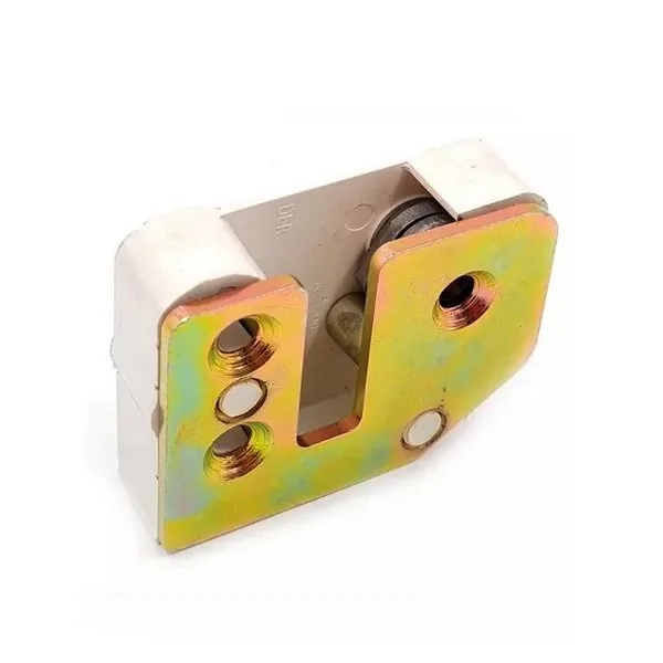 Batente da Porta Dianteira RENAULT TRAFIC Lado Esquerdo - UNIVERSAL AUTOMOTIVE 11105