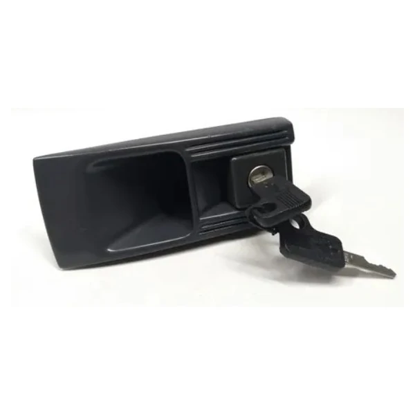 Maçaneta Externa da Porta Dianteira CHEVROLET - GM CARAVAN/OPALA Lado Esquerdo Cinza com Chave - UNIVERSAL AUTOMOTIVE 40289