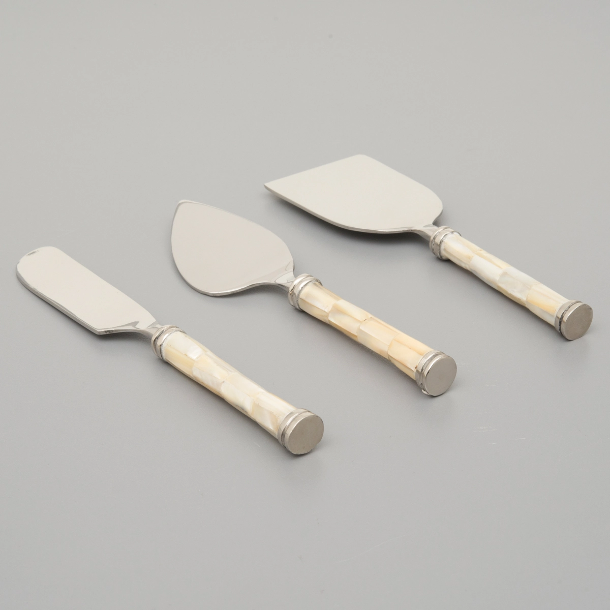 Cj.2 Pcs P/queijo Rojemac Inox Cabo Madre Perola