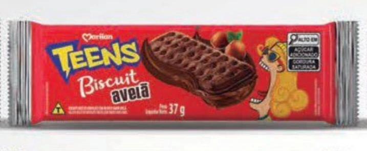 Biscoito Chocolate Recheio Avelã Marilan Teens Biscuit Pacote 37g
