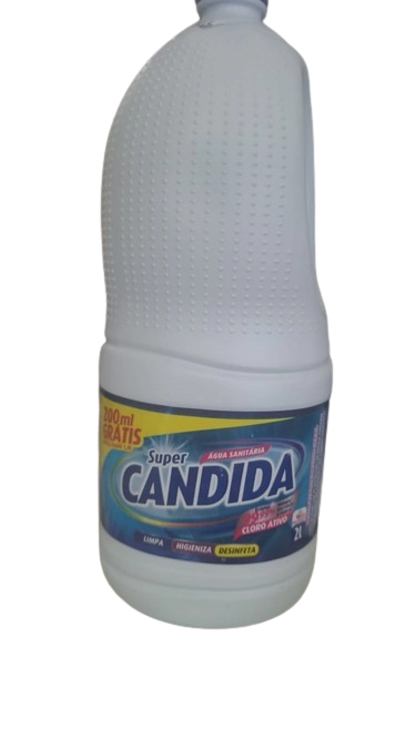 água Sanitária Super Candida Frasco Leve 2l Pague 1,8l