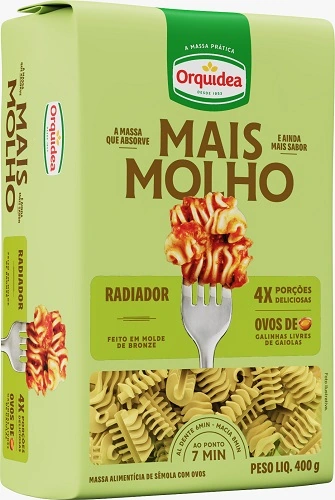 Macarrão De Sêmola Com Ovos Radiador Orquídea Mais Molho Pacote 400g