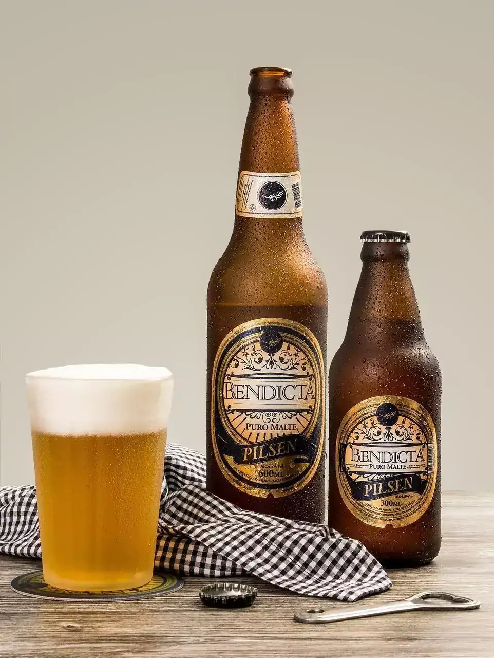 Cerveja Bendicta Pilsen 600ml (Pack  c/06 unidades)