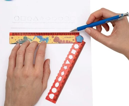 Regua Plastica Dobravel 15cm/30cm Dino Space Leonora 10264