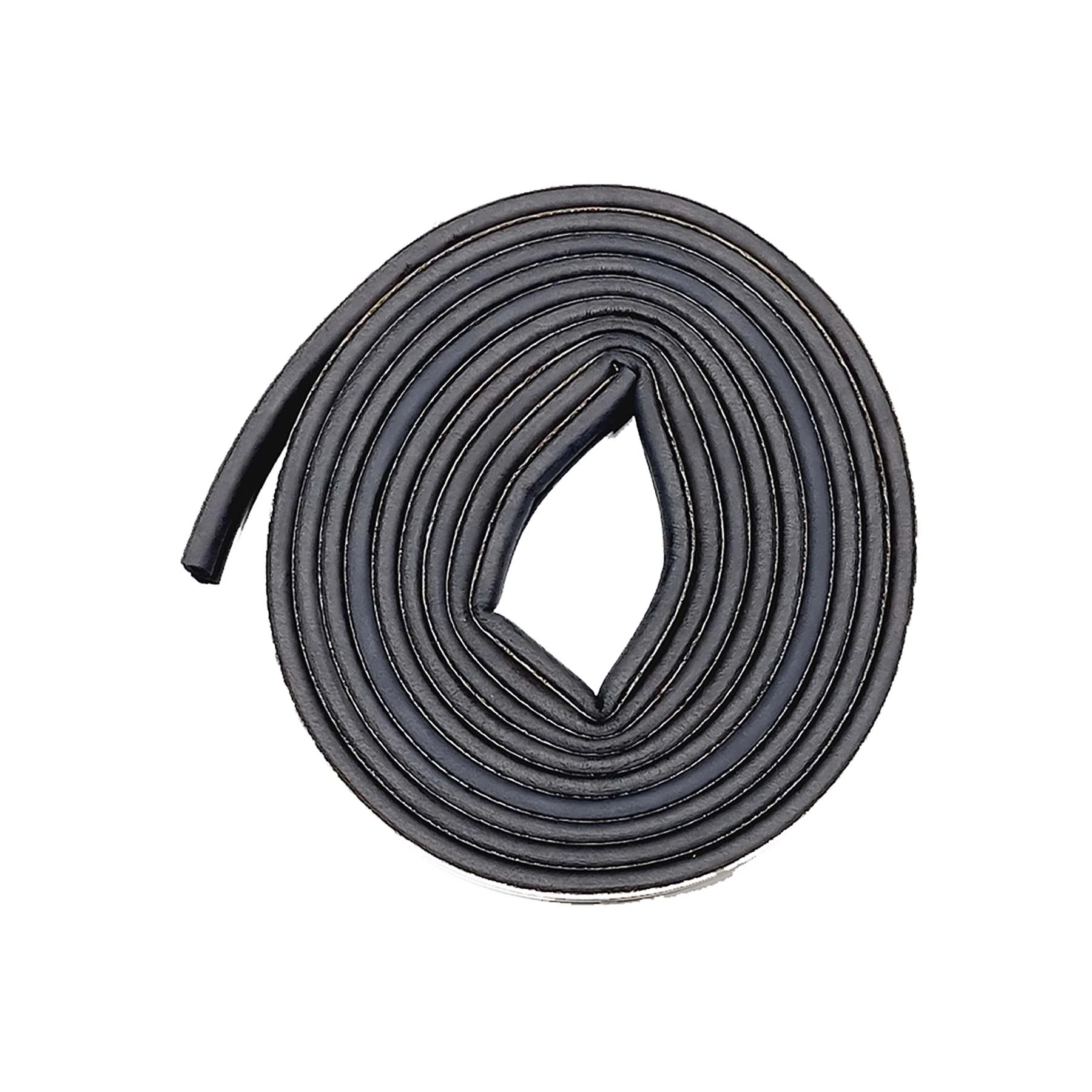 Veda Fresta Adesivo "D" Preto 600cm para Vão 6mm