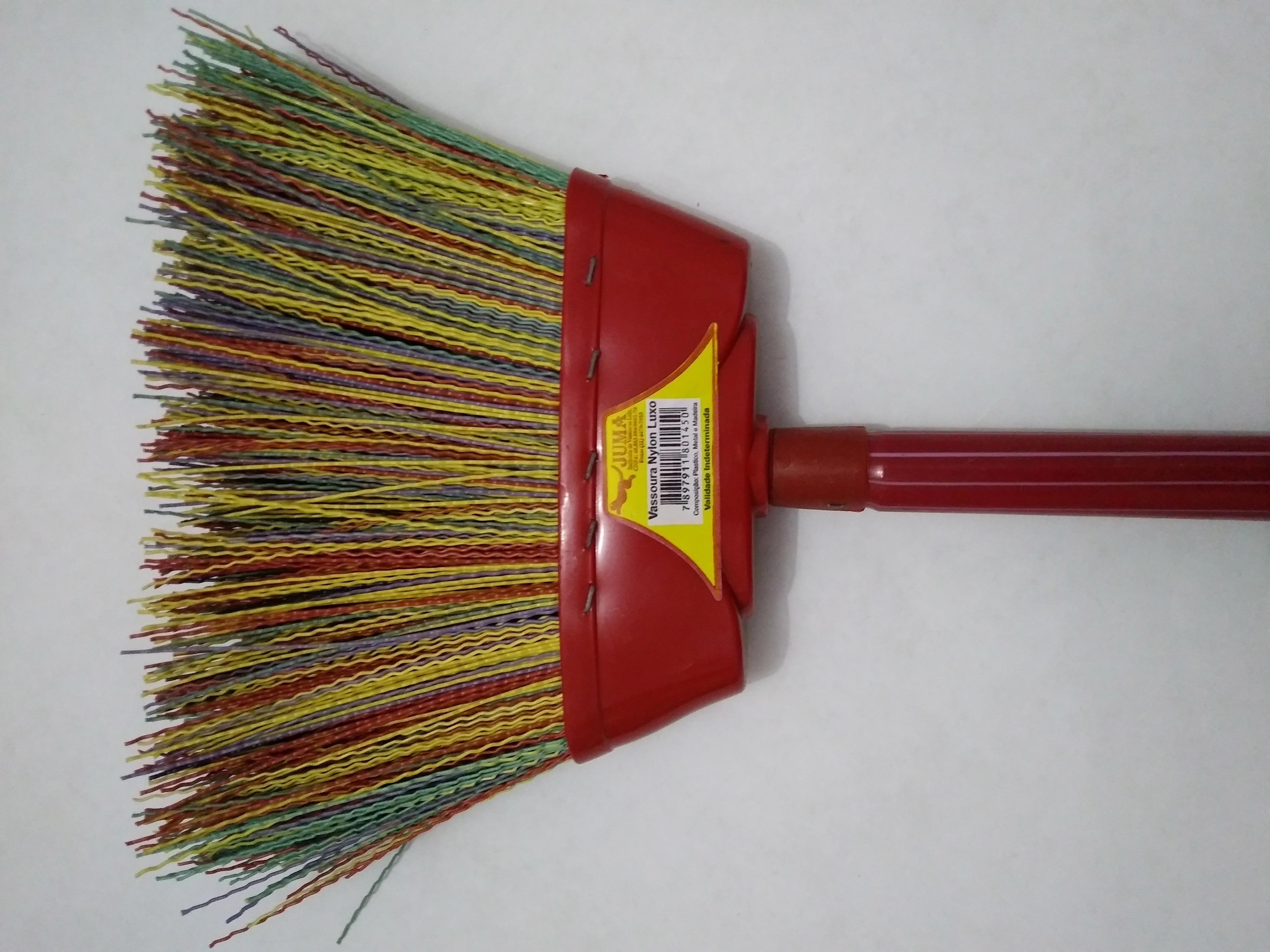 Vassoura Juma Nylon Luxo