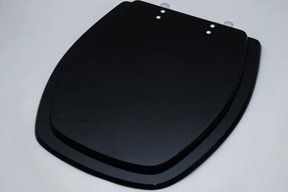 Assento Sanitário Poliester Thema Preto Para Incepa Clean