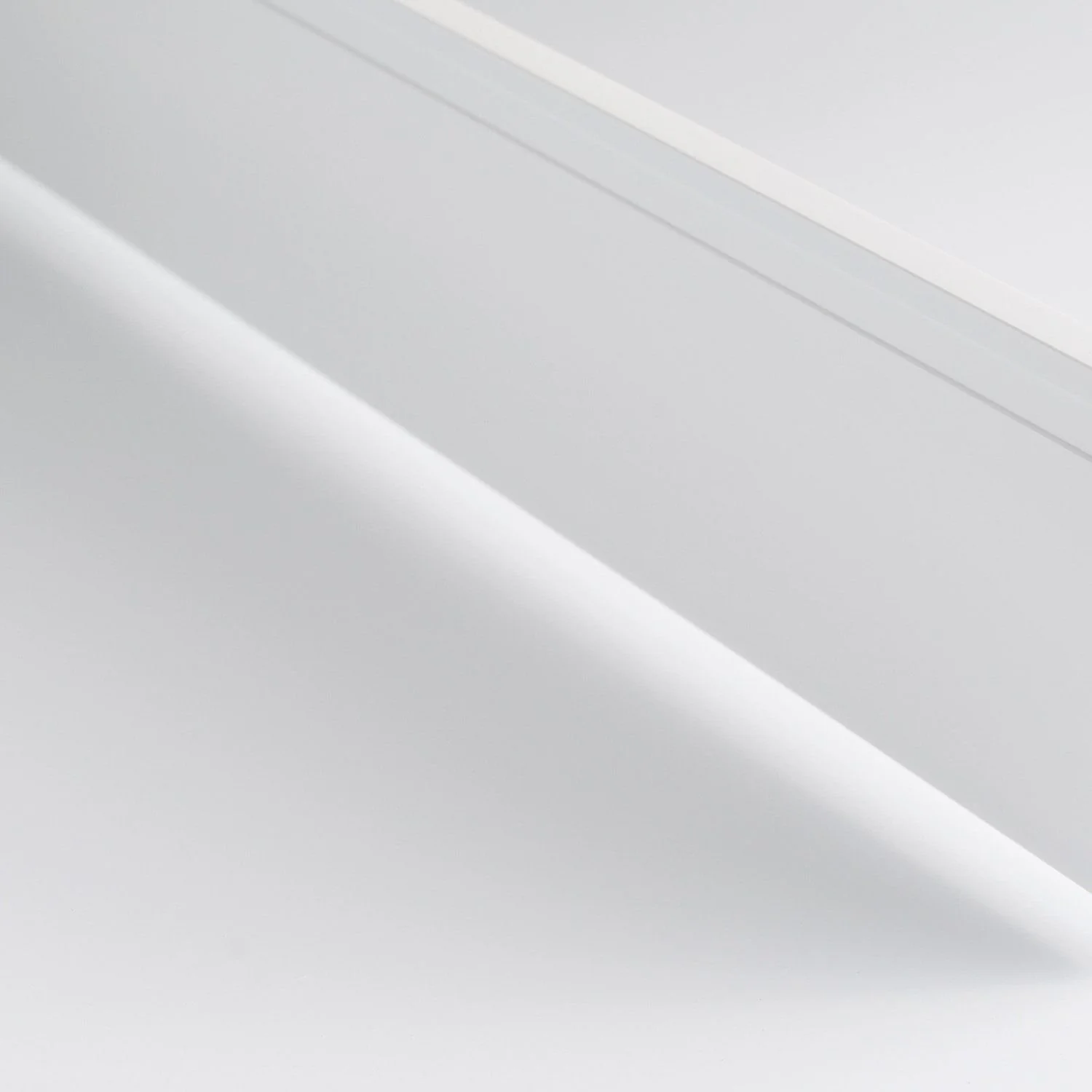 Rodapé De Poliestireno Belplast - Premium Frisado 10cm X 15mm X 2,40m - Caixa Com 14,4 M - Branco