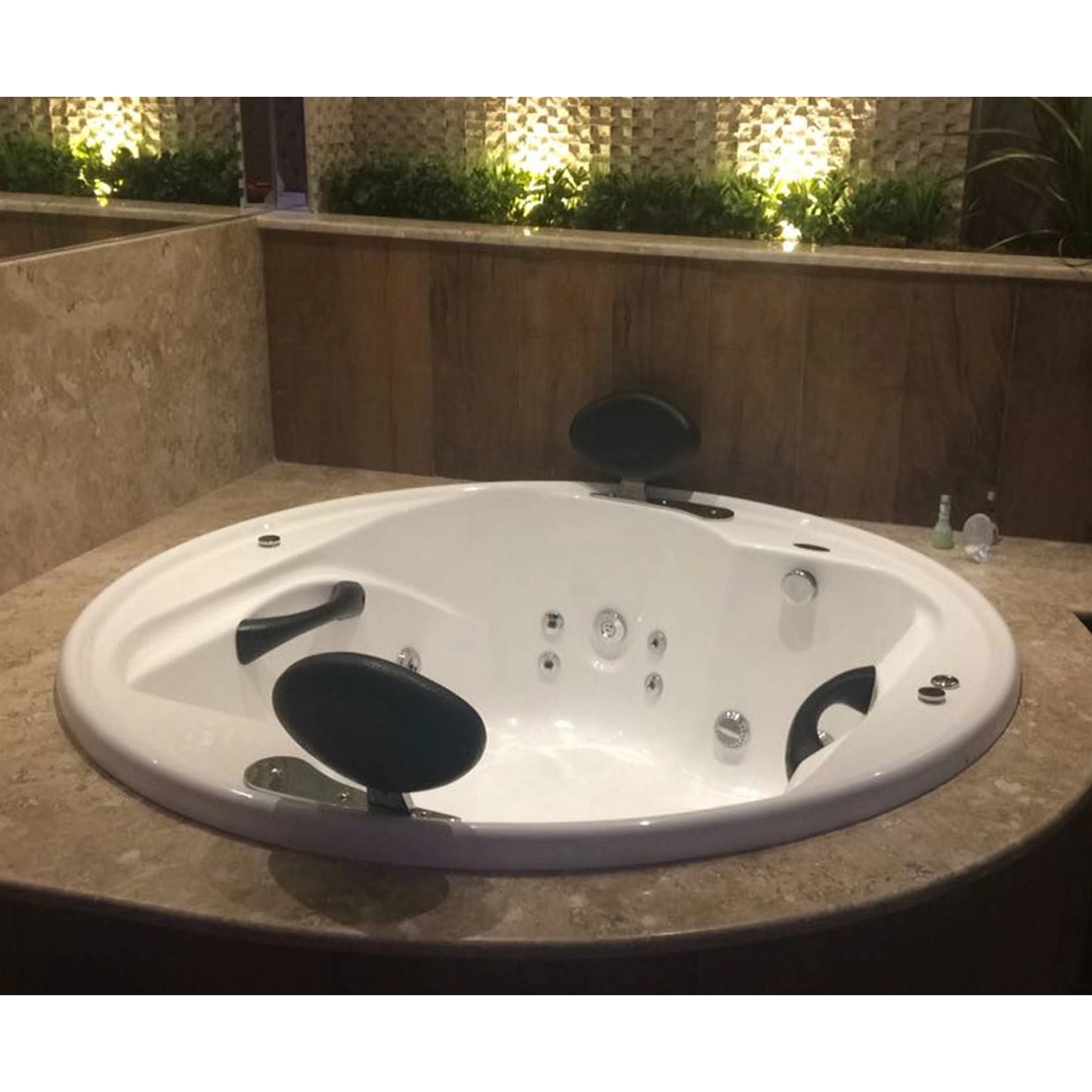 Banheira De Hidromassagem Redonda Ouro Fino Lunacril Standard 1,50m X 50cm 06 Jatos