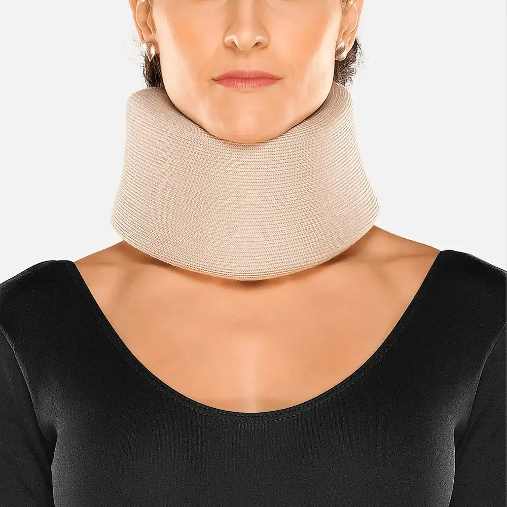 Colar Cervical de Espuma - Cor: Bege Tam: G