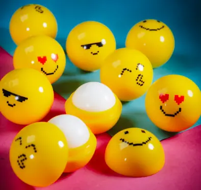 Lip Balm Status Avatar 368 Mia Make
