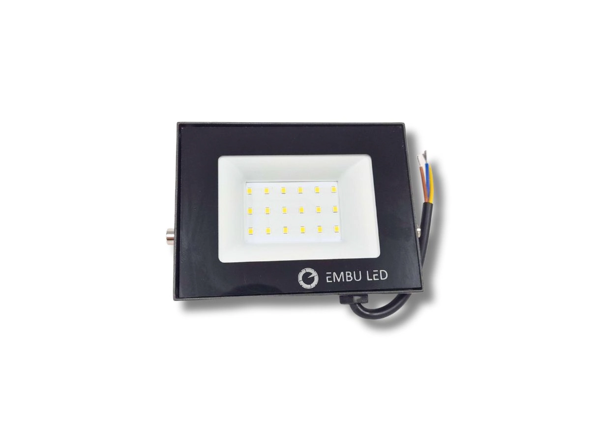 Refletor Led 30w 6000k Slim Ip67 Embu Led