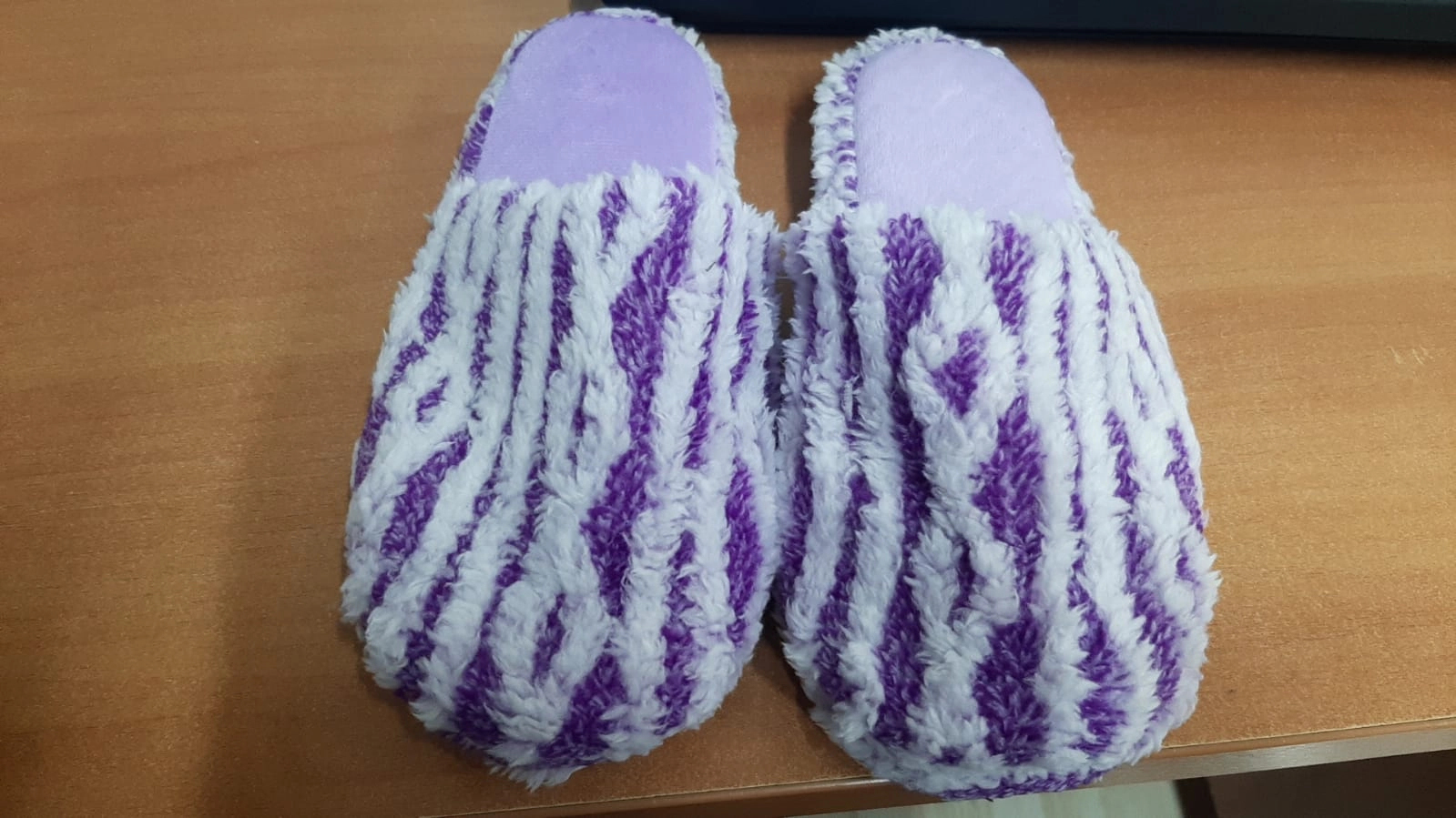 Pantufa Feminina Peluciada Lisa Mz 1063 Brtoys