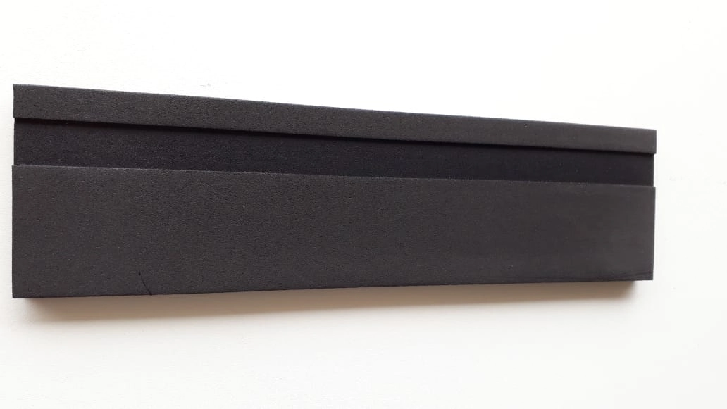 Rodapé Eva Adesivo E Flexível *maresia 7cm X 1cm 5 Metros* Preto