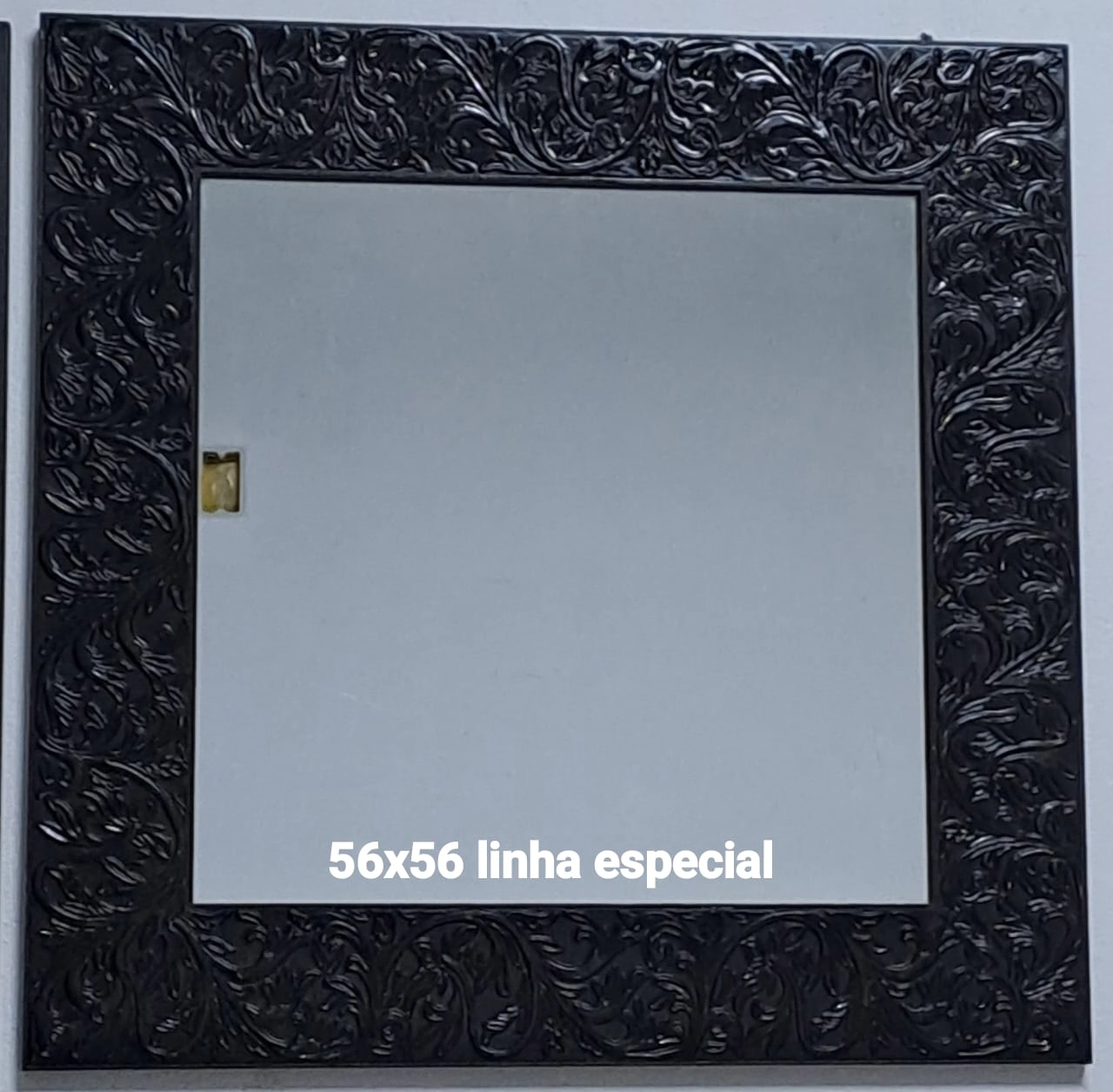 Espelho Moldura Trabalhada 56x56cm 389 Sul Catarinense