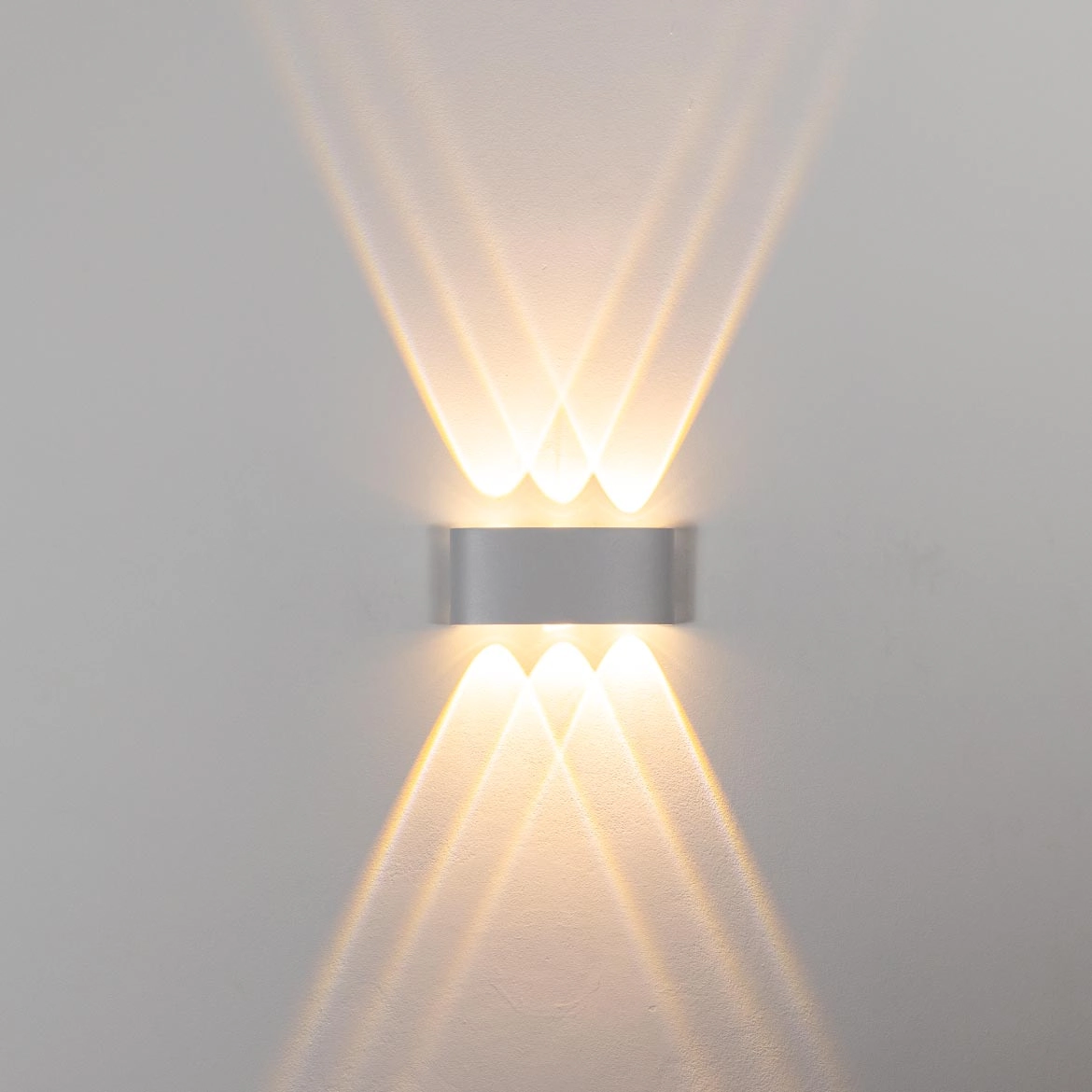 Arandela Clessidra Branco Led 6w 3000k Ip65 St2645