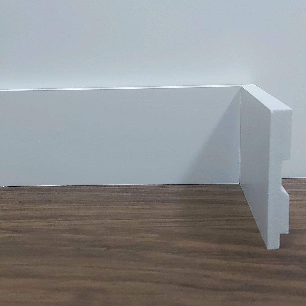 Kit 15 Barras Rodapé De Poliestireno 7cm De Altura Liso Branco - 7x1x240cm - Formix 3D