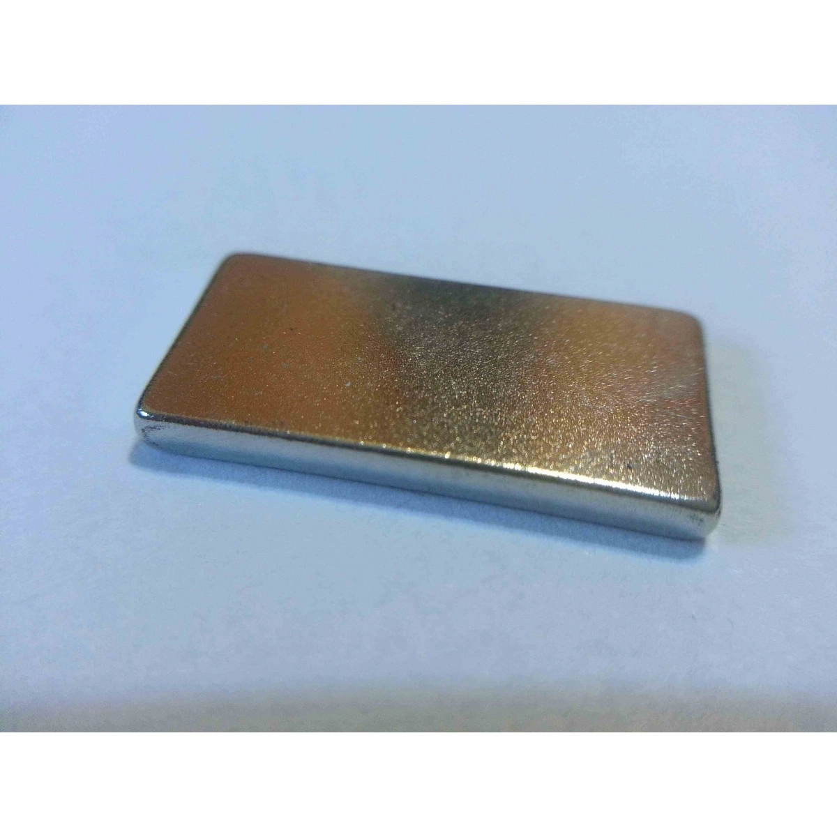 Imã De Neodímio / Super Forte / 20mm X 10mm X 2mm   10 Peças