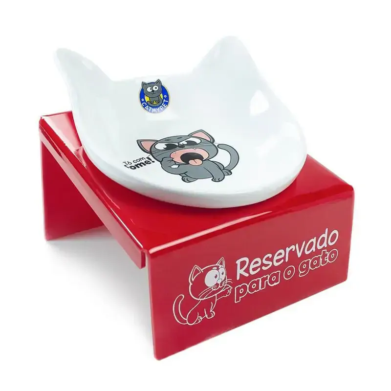Comedouro Em Acrílico Reservado Para O Gato