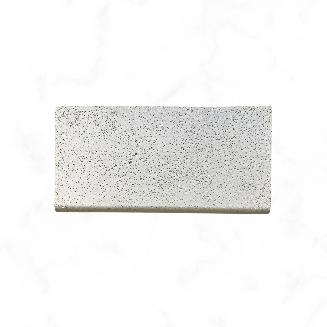 Borda Piscina Meia cana 50x25x1,5cm Monocolor Branco Pavipisos