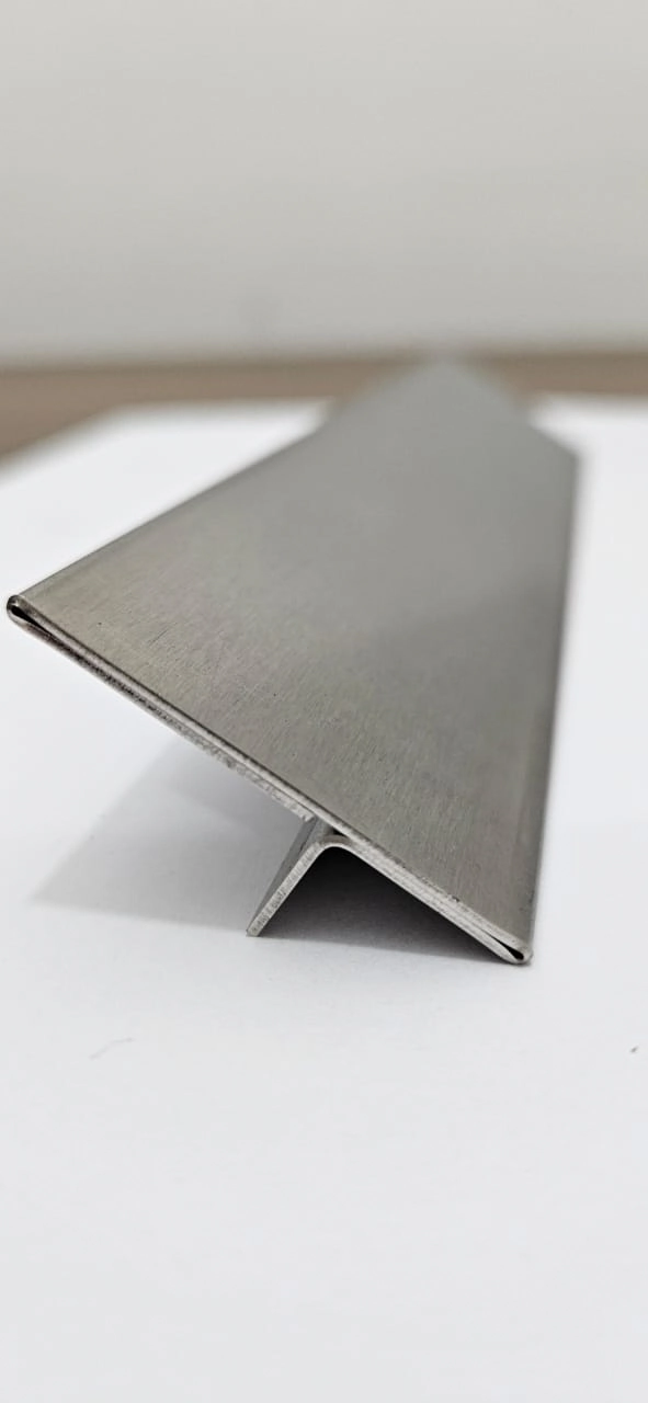 Operfil Tee - Aço 304 - Esc. 26 X 2 X 3000 Mm