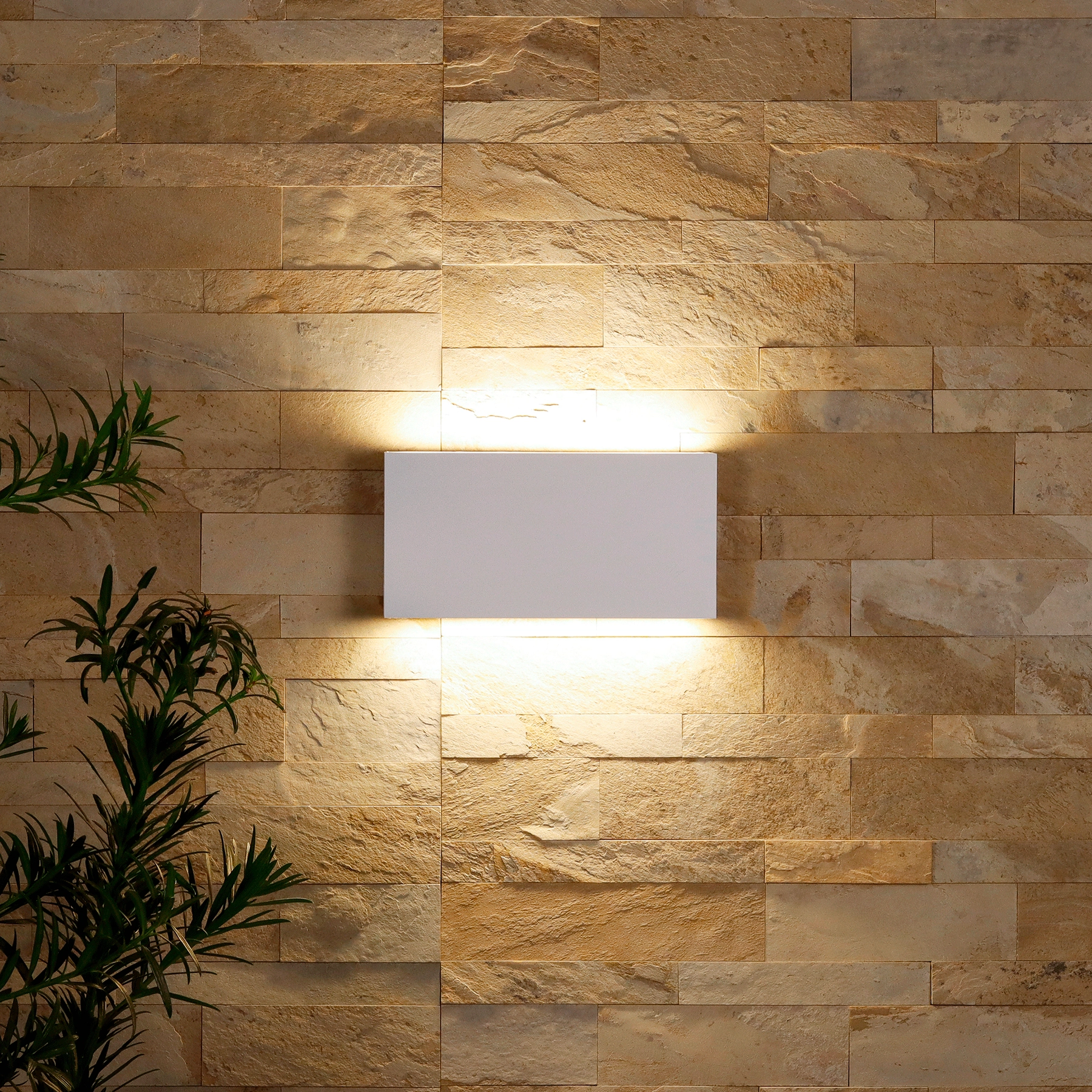 Arandela de Parede Externa IP65 LED Amarelo Cube Gaya Branca Bivolt